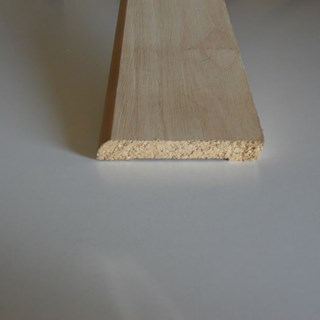 Rodapié de castaño 70x15mm sin barniz - Imagen 1